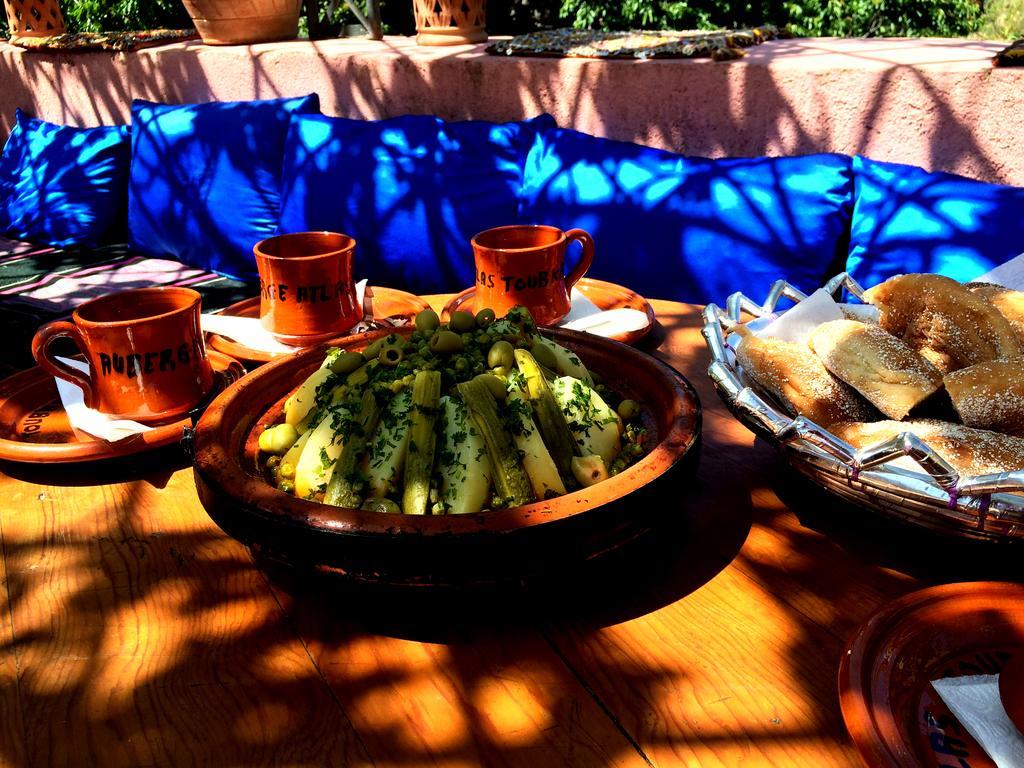 Dar Aglzime Hotel Aroumd Buitenkant foto