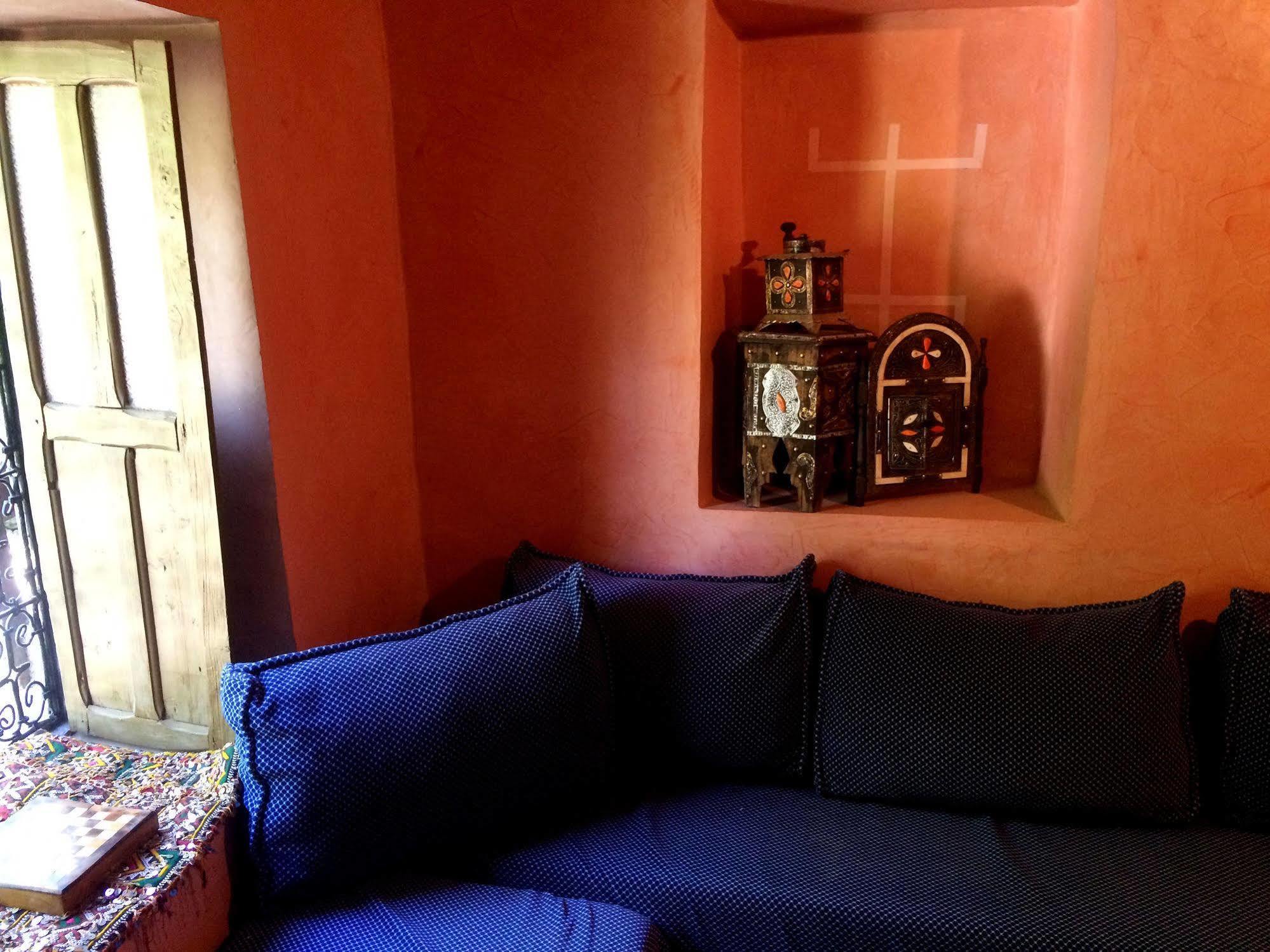 Dar Aglzime Hotel Aroumd Buitenkant foto