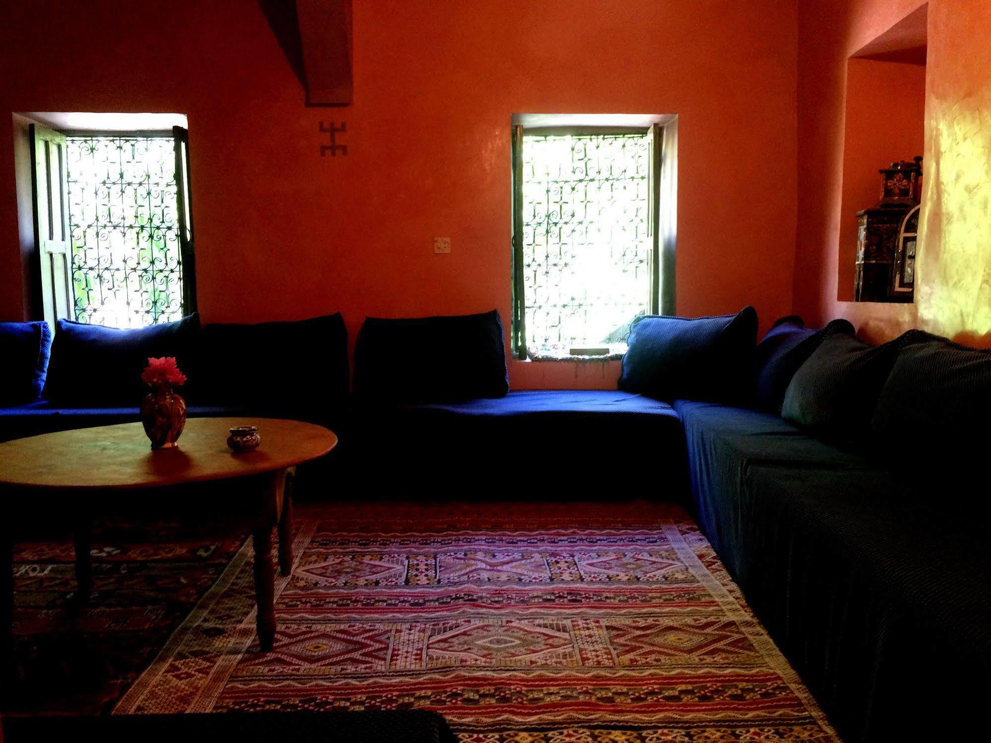 Dar Aglzime Hotel Aroumd Buitenkant foto