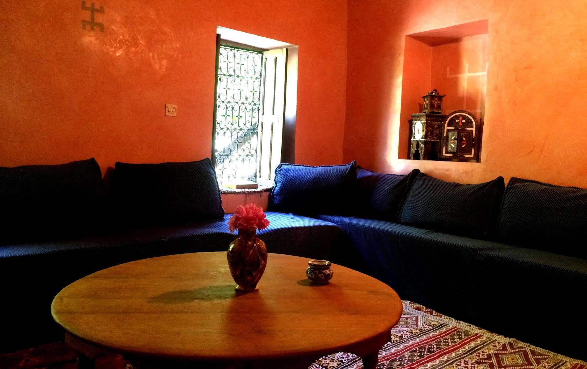 Dar Aglzime Hotel Aroumd Buitenkant foto