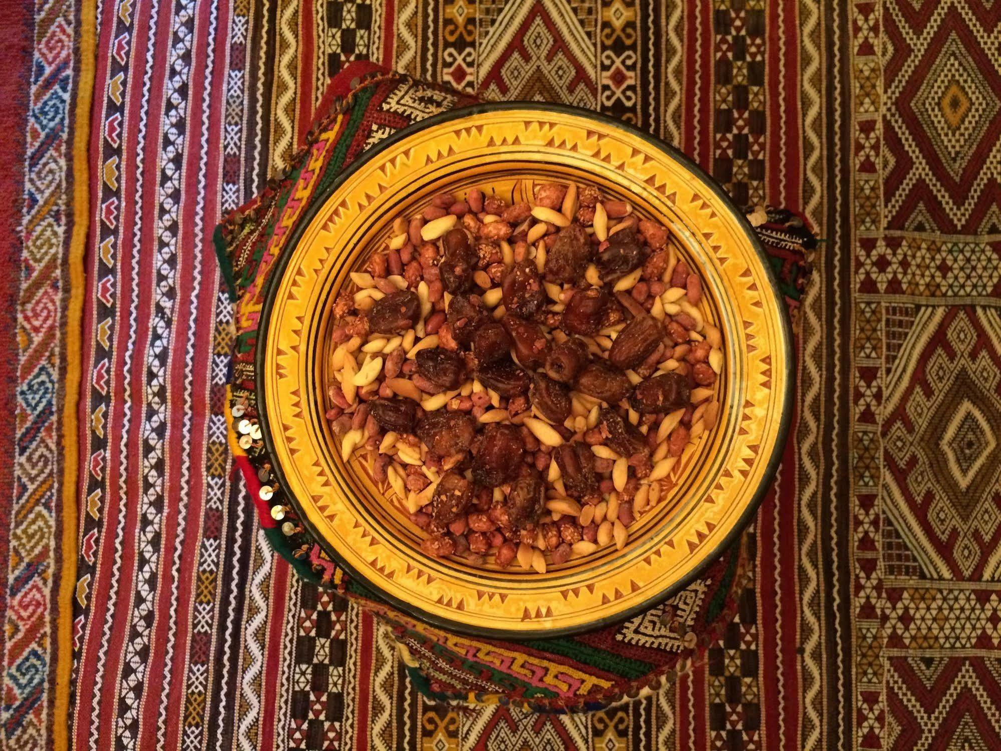 Dar Aglzime Hotel Aroumd Buitenkant foto