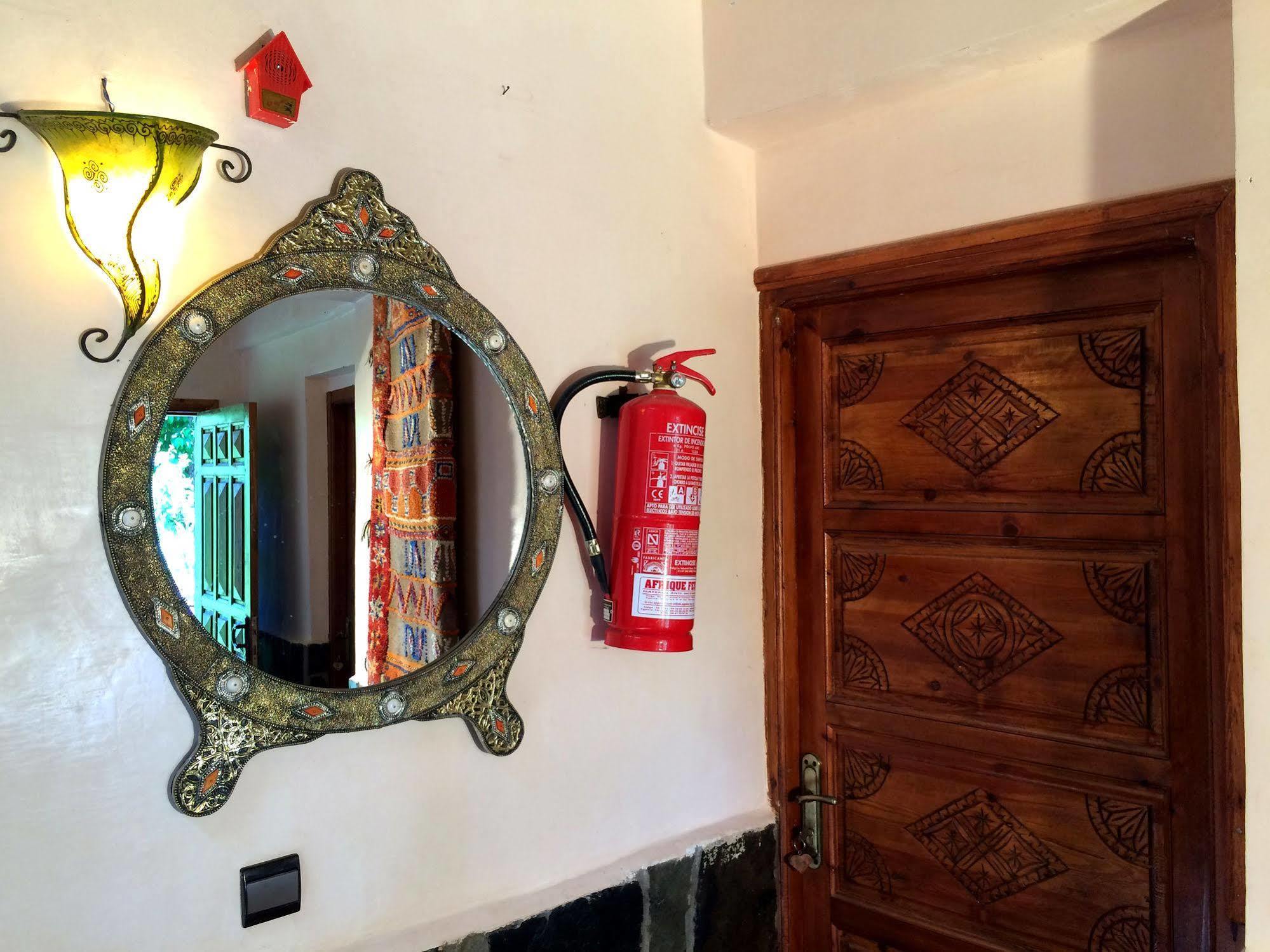 Dar Aglzime Hotel Aroumd Buitenkant foto