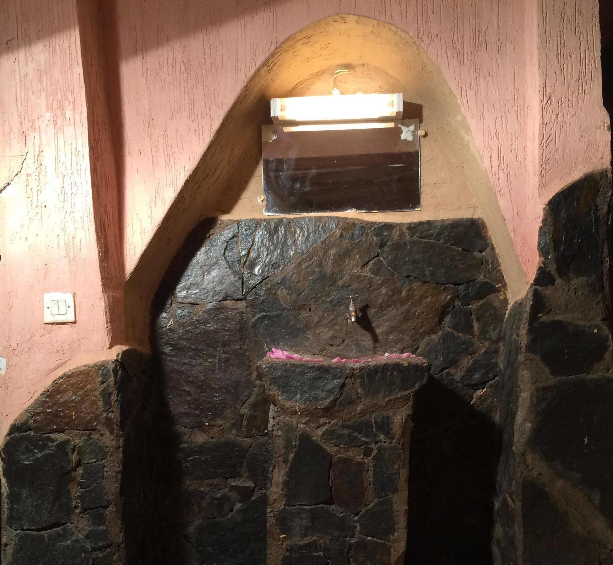 Dar Aglzime Hotel Aroumd Buitenkant foto