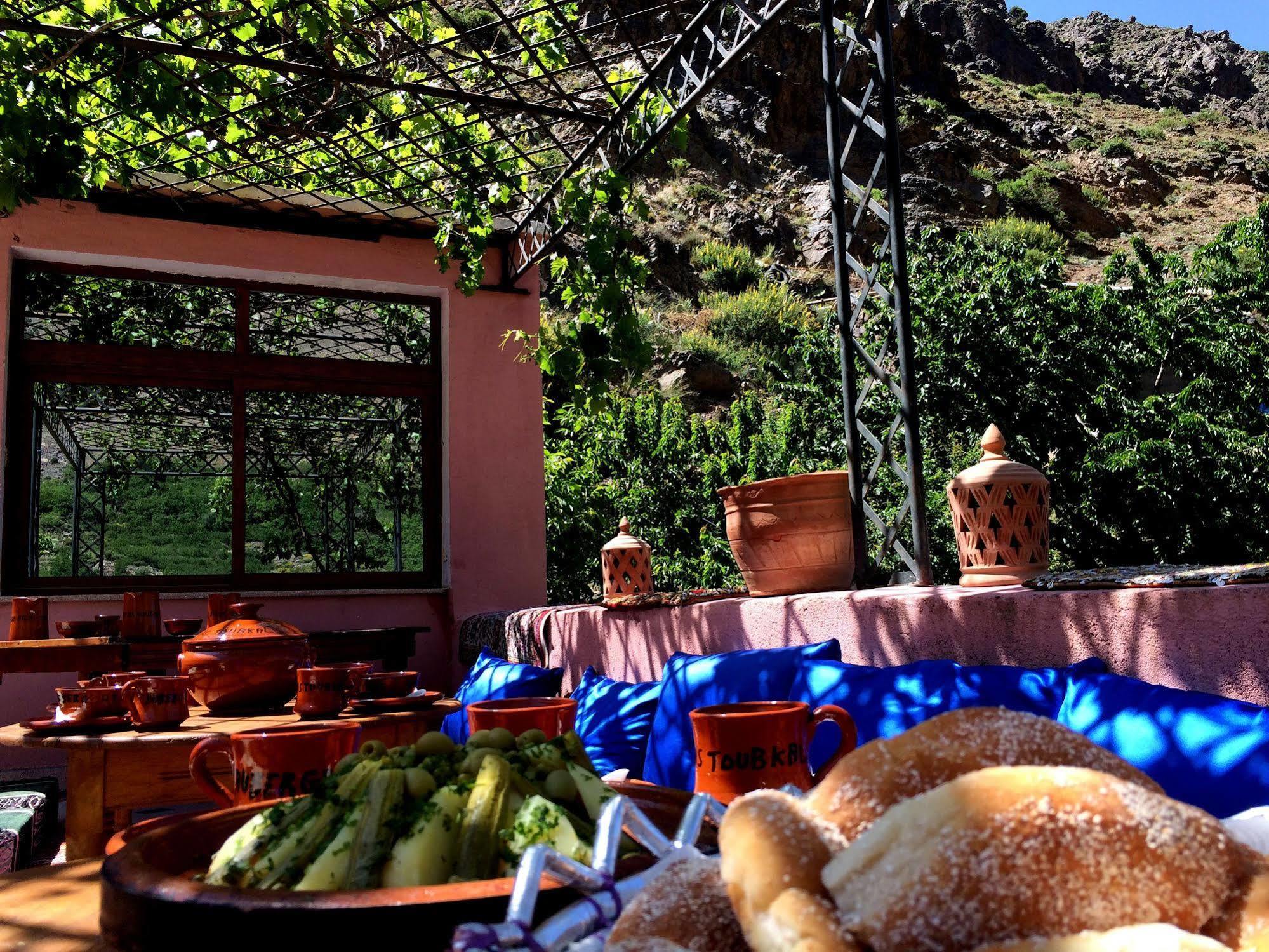 Dar Aglzime Hotel Aroumd Buitenkant foto