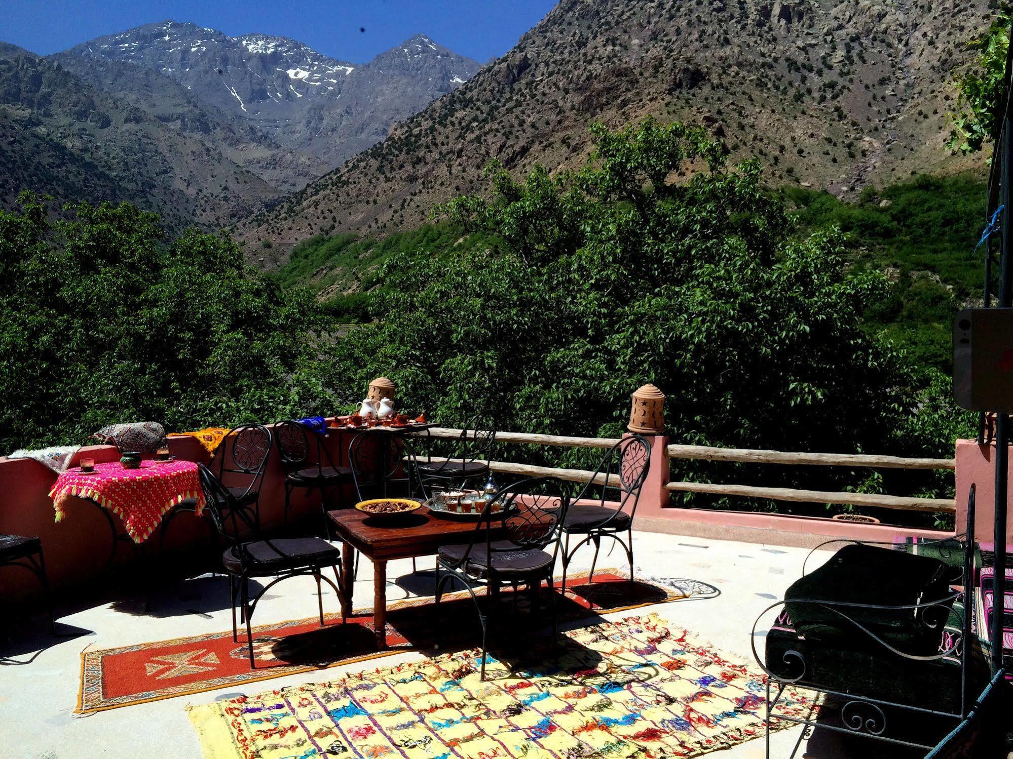 Dar Aglzime Hotel Aroumd Buitenkant foto