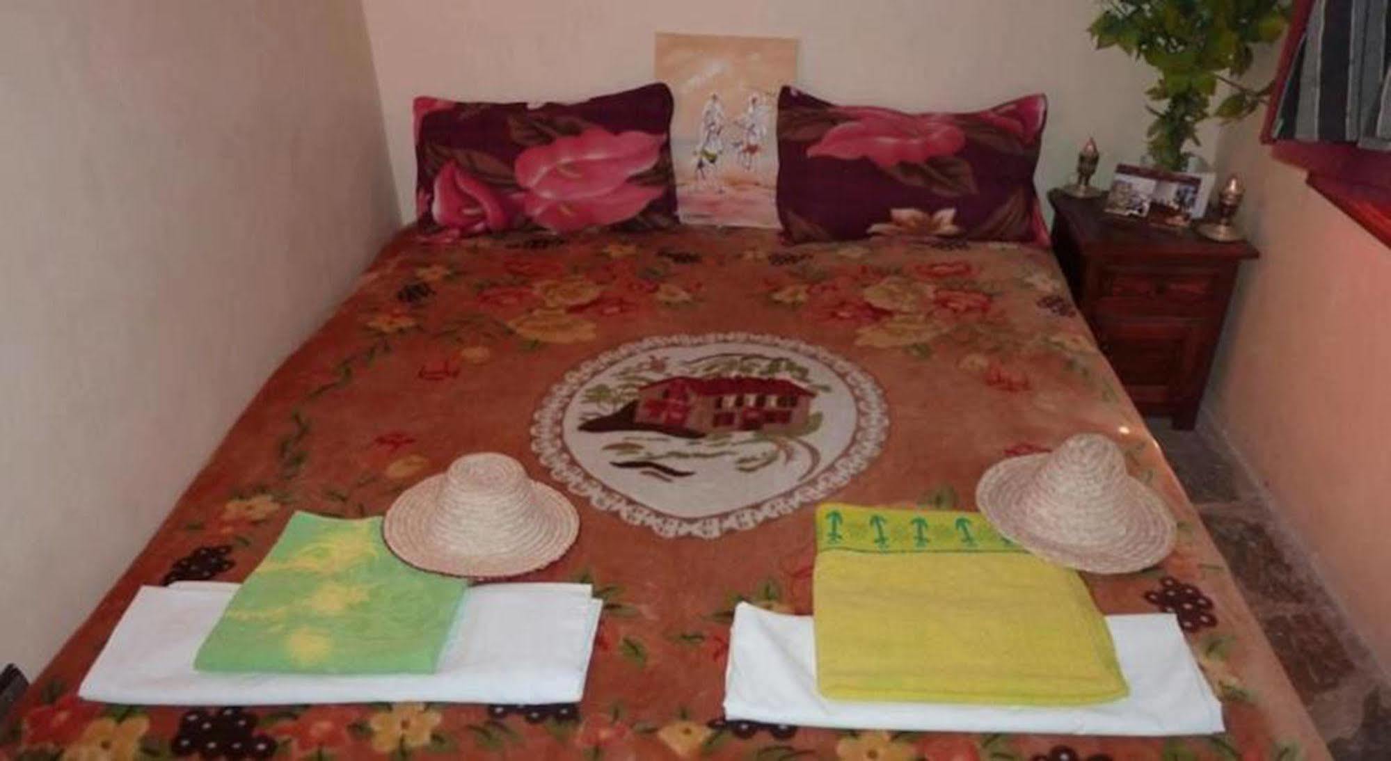 Dar Aglzime Hotel Aroumd Buitenkant foto
